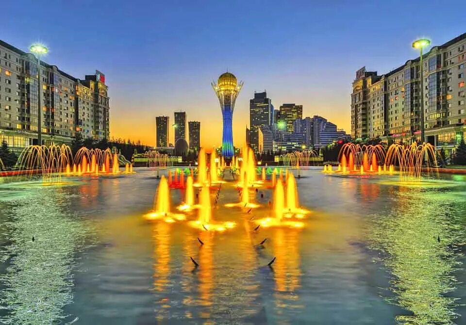 Время в астане щас. Астана для туристов в августе. Астана глазами туриста. Астана места для туристов. Чудо из чудес в Астане Казахстан.