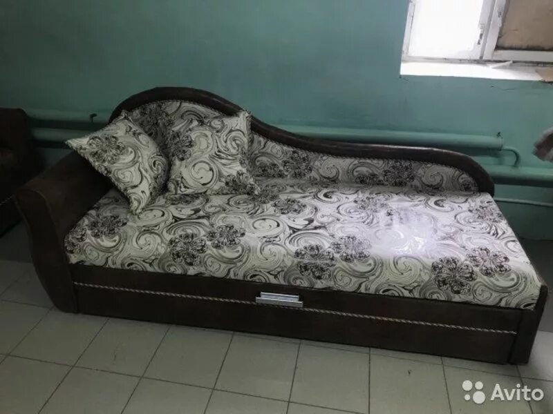 азовская 97б ульяновск. авито ульяновск. авитоулья. диваны угловые б/у в отличном состоянии. авито ульяновск.