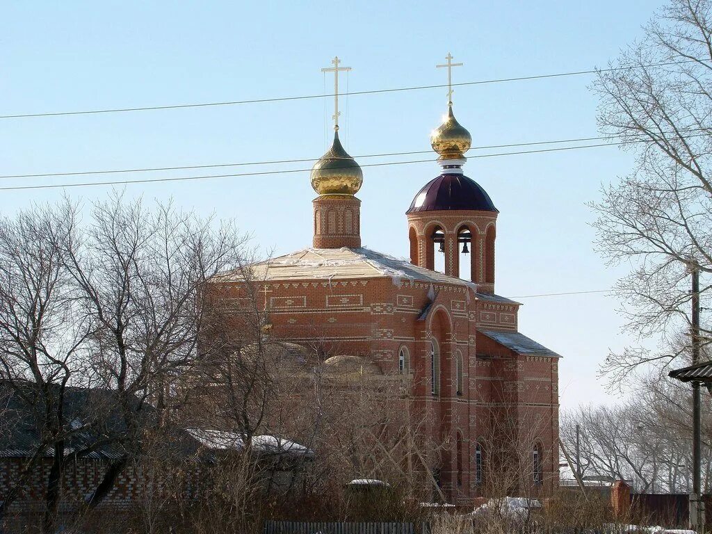 П красноярский оренбургская. Айдырля храм Георгия Победоносца. Станция Айдырля Оренбургской. Церковь п.Айдырля Красноярск. Храм в Айдырля Кваркенский район.