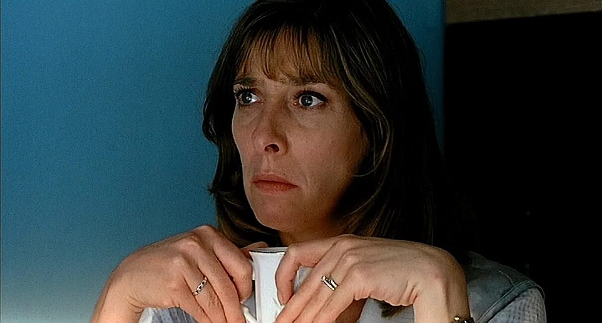Secrets and lies. Secrets &amp; lies 1996. фильм ложь 1996. фильм тихая ложь 1996. фильм.блестящая ложь.1996..