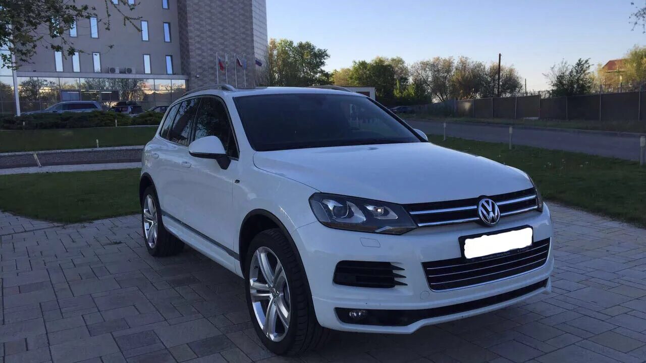 Фольксваген туарег 3. Фольксваген touareg 2010. Touareg 2 nf. Туарег nf je design. Volkswagen touareg 2013 r line.