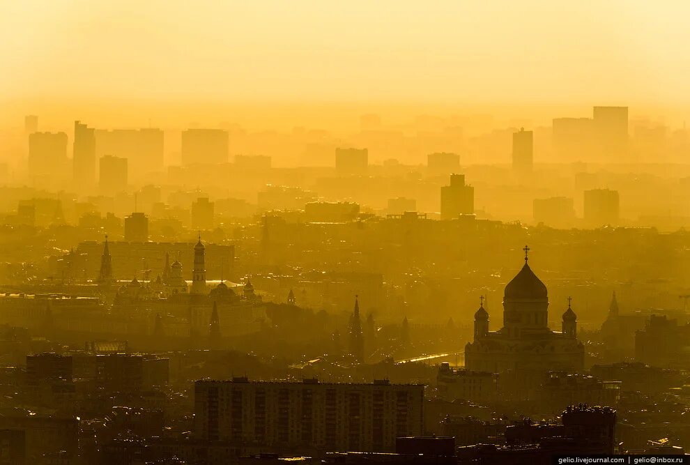 Смог в Москве 2010. Москва Сити 2010. Москва с птичьего полета. Замоскворечье с высоты птичьего полета. С высоты мне виделась москва что муравейник