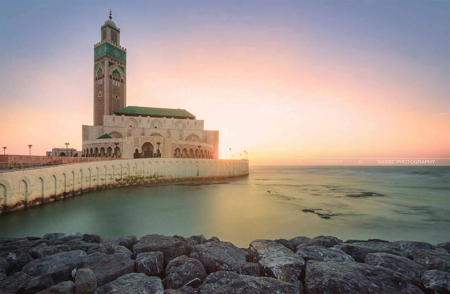 Город касабланка. Касабланка (Марокко). Мечеть Хасана в Рабате. Мечеть Хасана II Марокко. Достопримечательности Марокко мечеть Хасана.