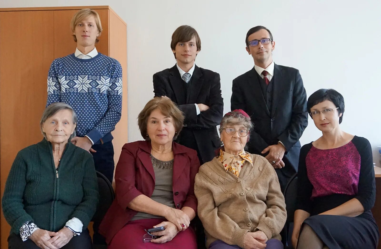 Листовки торчат из почтовых ящиков. Почта адрес сосновское. Отделение 119017. 197790 почтовое отделение телефон. 193168 почтовое отделение телефон.