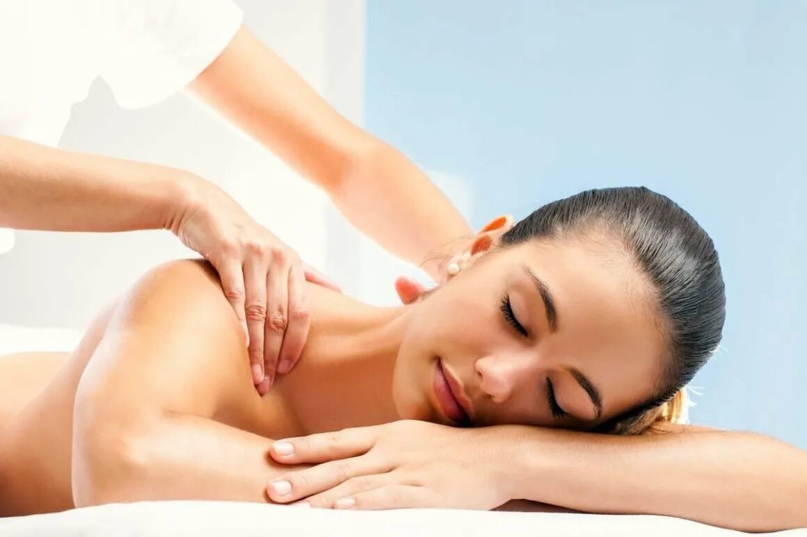 Massage liza. Классический массаж. Массаж картинки. Тайский массаж. Классический массаж тела.