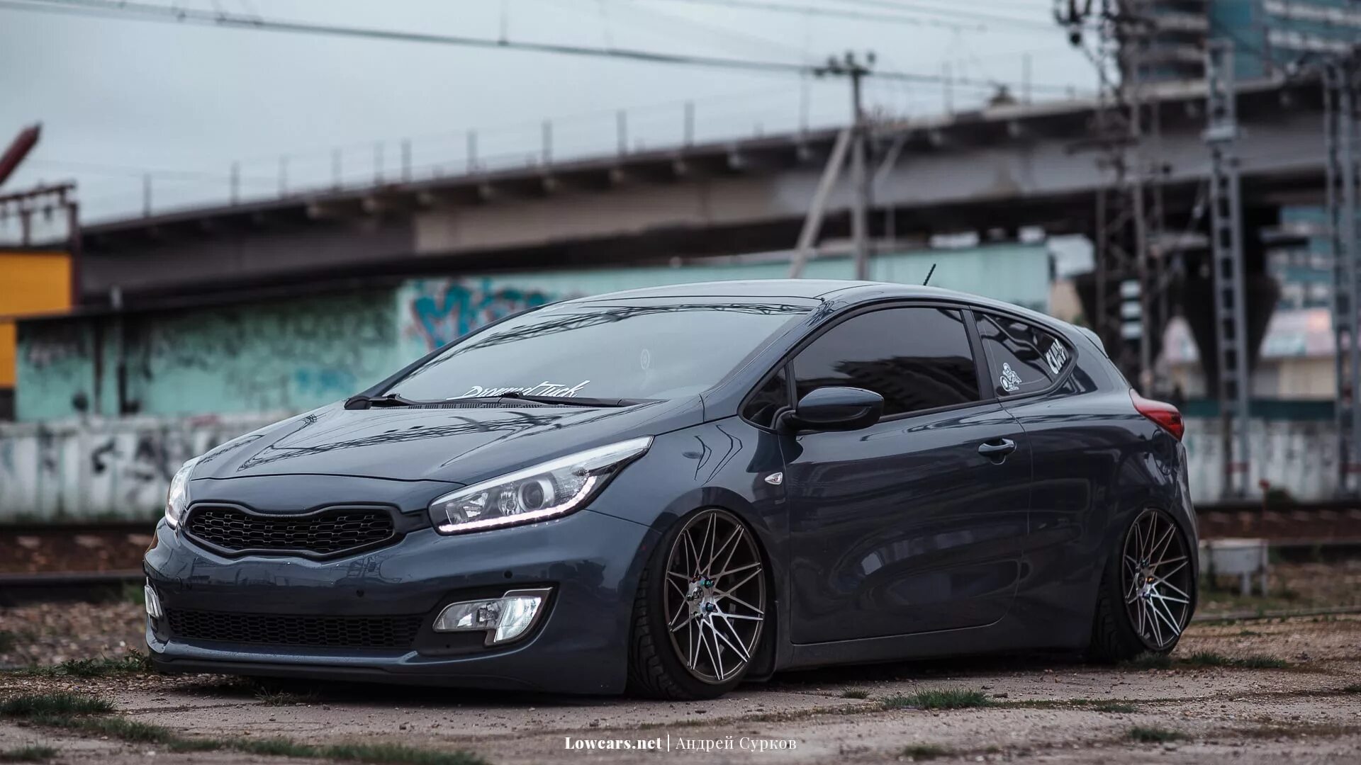 Ceed solaris. Hyundai solaris 2013 stance.