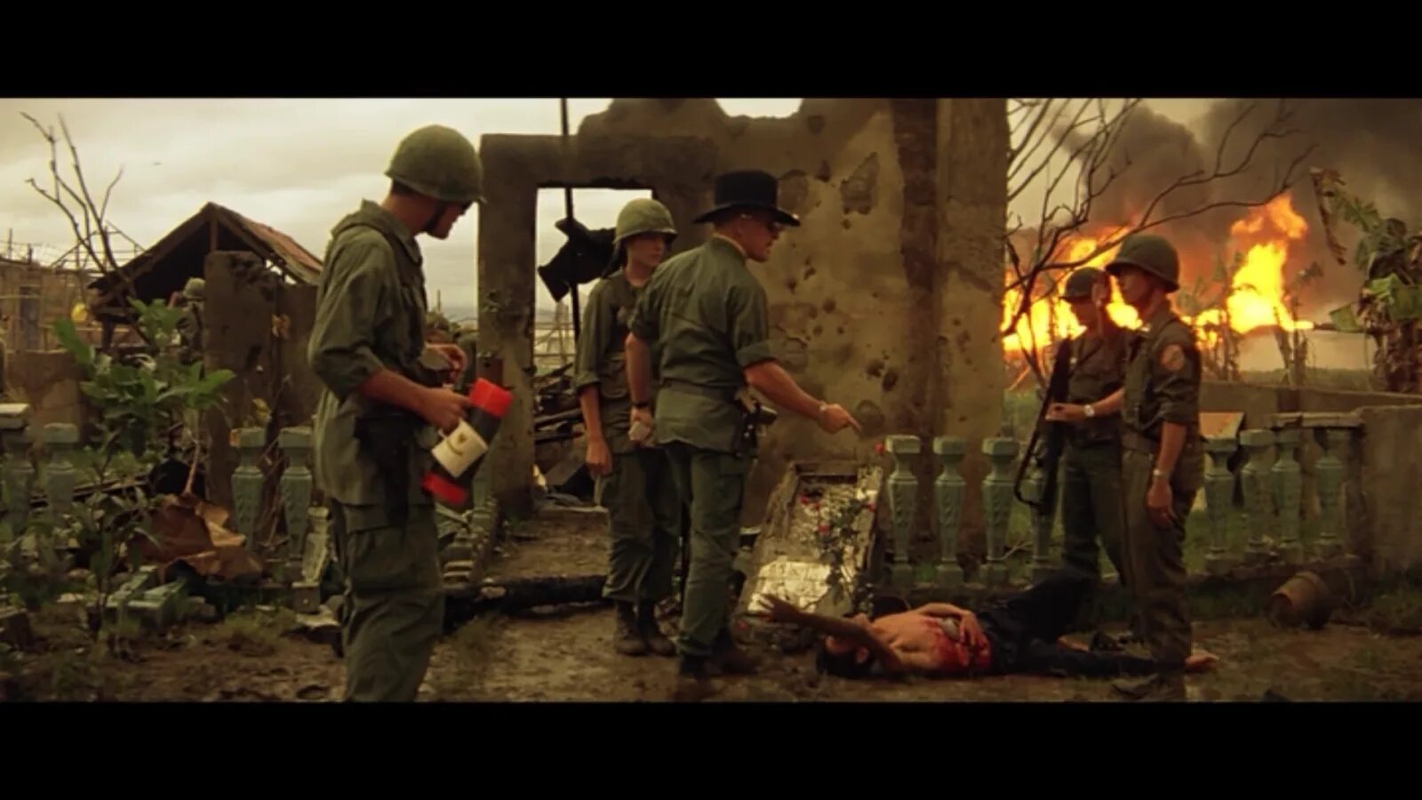 Отрывок сегодня. Апокалипсис сегодня возвращается фильм 2001. apocalypse now redux 2001`. апокалипсис сегодня фильм 2001 и 1979. фрагменты апокалипсиса из фильмов.
