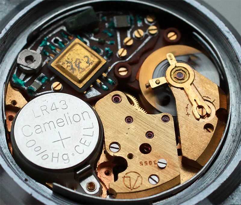 часы настенные электронно-механические кварцевые. советский кварцевый механизм луч 2350. калибр 3055 луч. часы электронно механические кварцевые. луч кварц электронно механические.