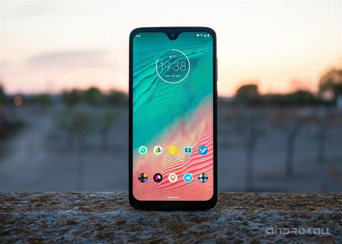 Motorola 2025 смартфоны. Моторола новый смартфон 2025. motorola 2025.