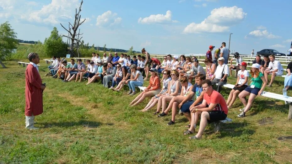 Погода воробьевский никольское. Село Затон Воробьевского района Воронежской области. Воробьевский район Воронежской области. Концерт ансамбля Князюк Воробьевского района Воронежской области. Ламы Воробьевском районе.