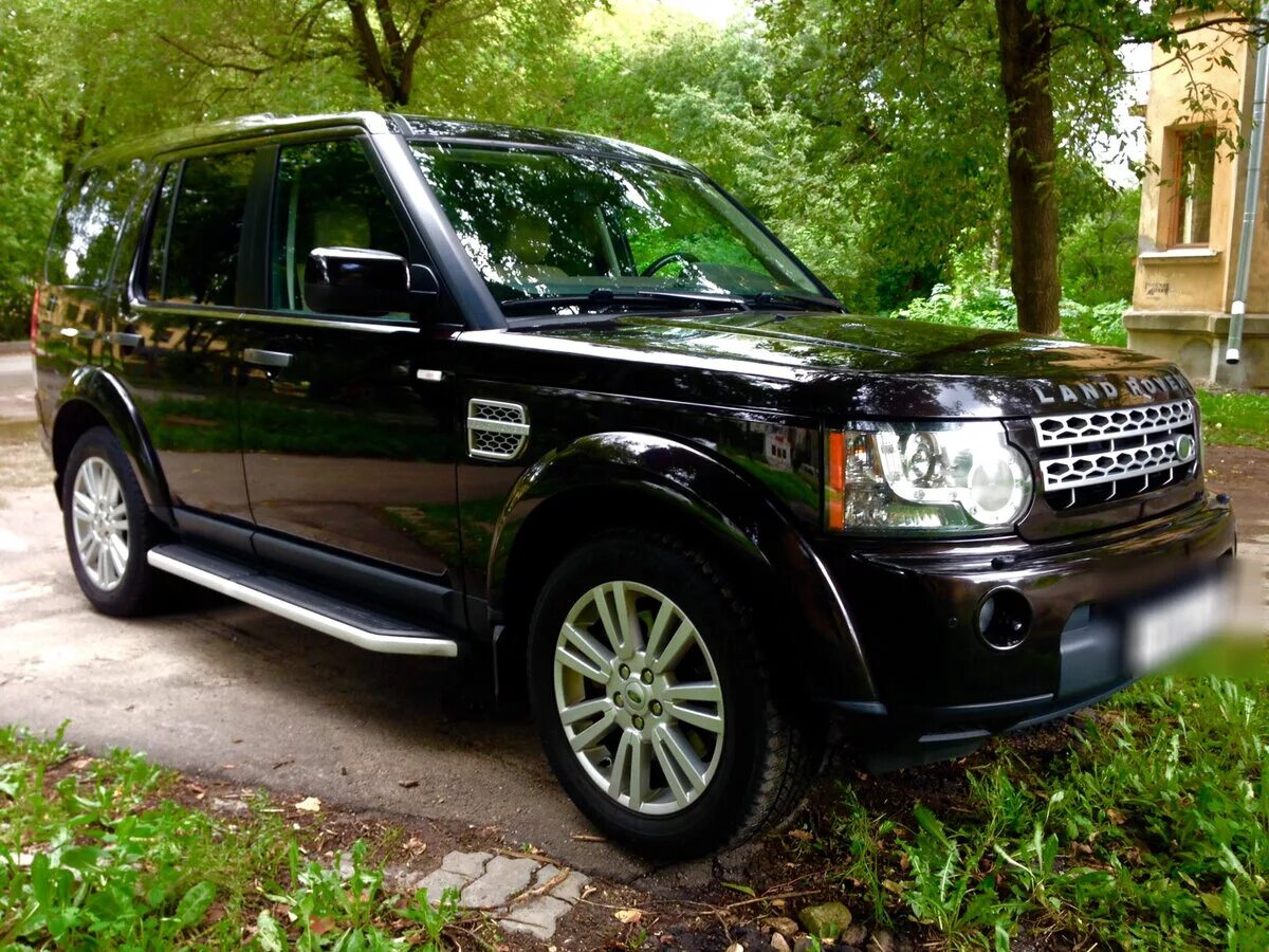 ленд ровер дискавери iv 2. Land rover discovery 3 2010. дискавери 2010 года. Land rover discovery 4 2010. ленд ровер дискавери 4 2010.