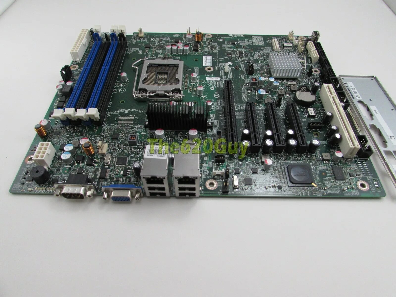 Intel server board. Intel s1200btl. S1200btl. Intel 1155 Server Board s1200btl. S1200 сокет.