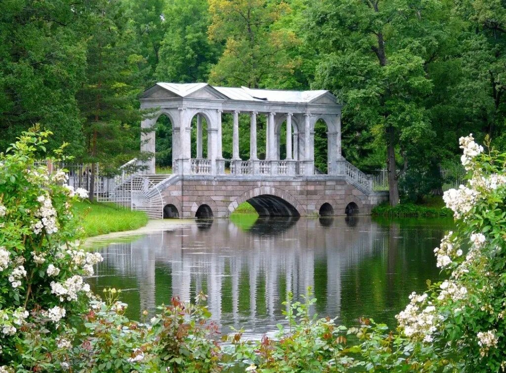 Екатерининский парк Царское село. Санкт-Петербург Пушкин Екатерининский парк. Палладиев мост в Царском селе. Музей-заповедник Царское село Александровский парк.