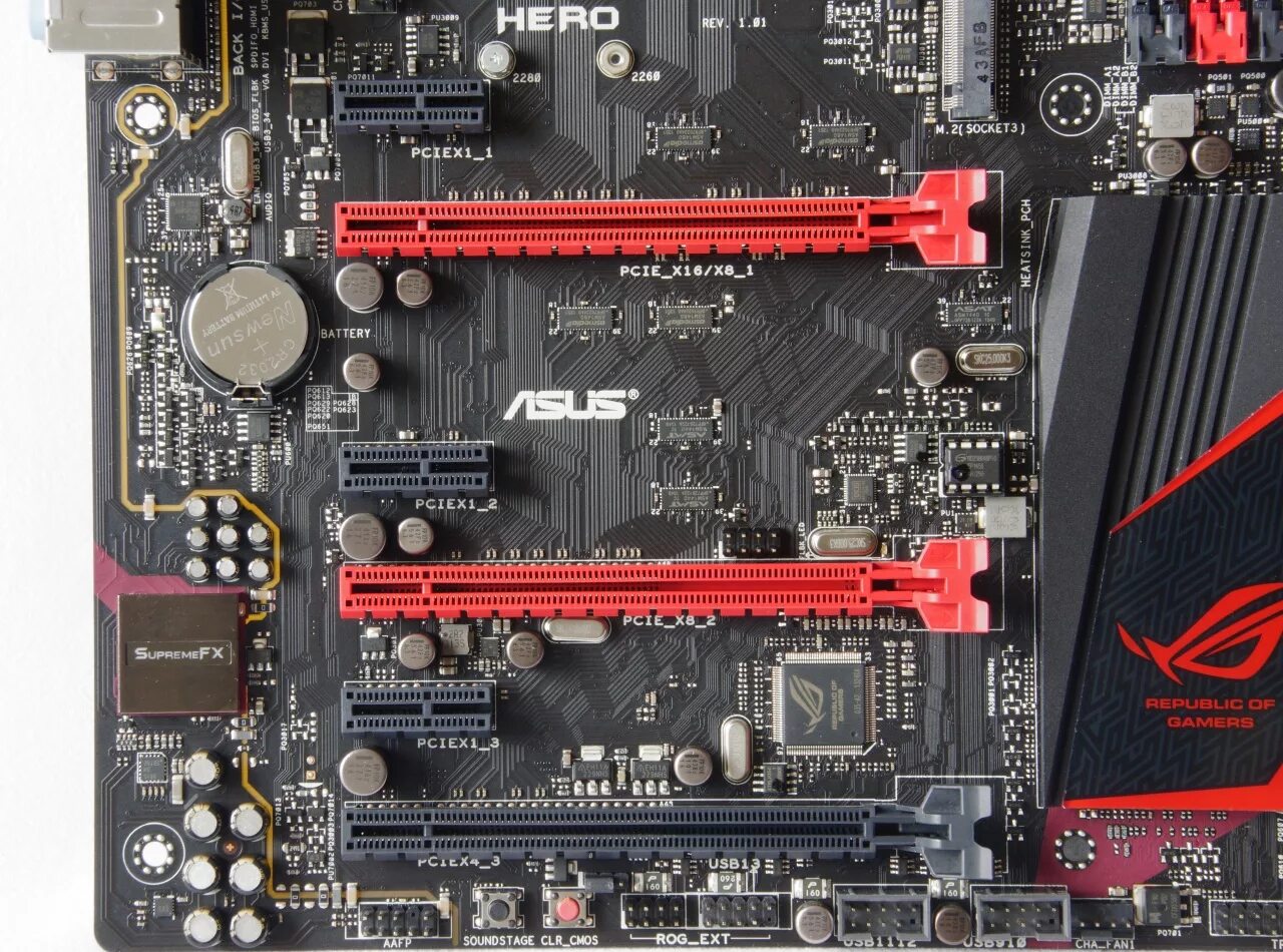 Pci e 4.0 x4. Материнская плата асус pcie2.0 x16. asus pcie 2.0 x16 материнская плата. asus pci 3.0 материнская плата. материнская плата 4 слота pci-e x16.