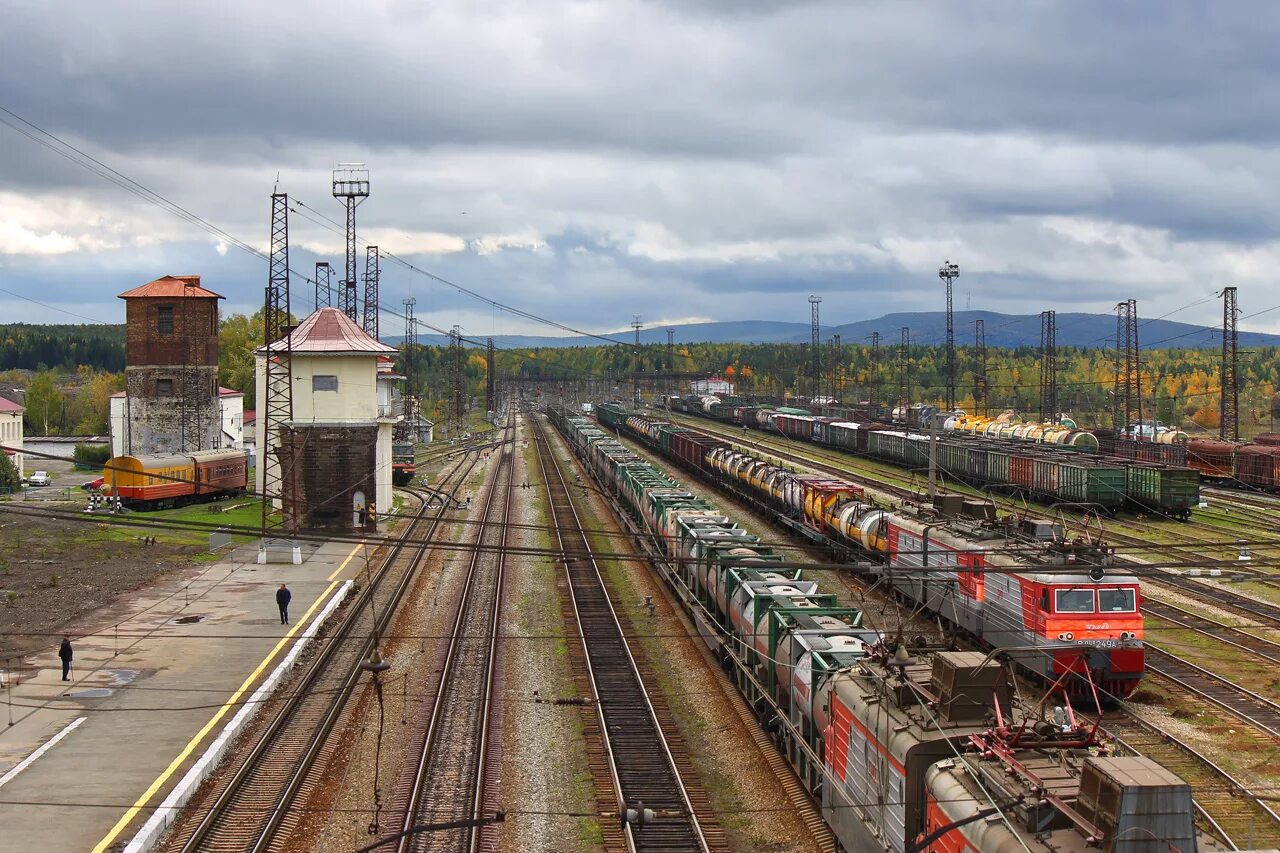 железнодорожный вокзал екб. железнодорожный вокзал екб. ж/д вокзал екатеринбург. свердловская жд станции. свердловская жд станции.
