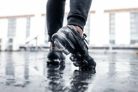Мокрые ботинки