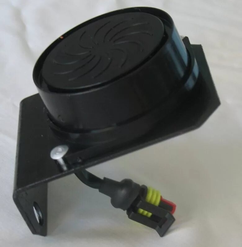 Сзх-3721000 сигнал заднего хода (12v-48v) al-110 / es85 / kr3281. Сигнализатор заднего хода резвун 13-01 камаз. Сигнал заднего хода 12v-24v 110db. Сигнализатор заднего хода g302k. Сигнал заднего хода 24в влагозащитный.