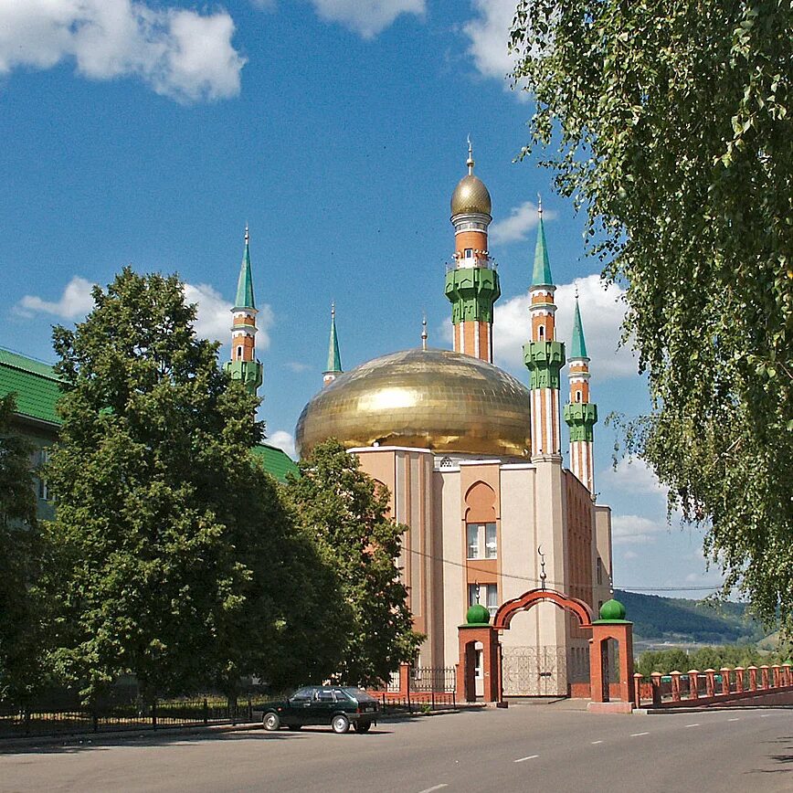 Альметьевск телекомпании. Соборная мечеть в Альметьевске. Мечеть ризы Фахретдина Альметьевск. Соборная мечеть имени р.г. Галеева. Мечеть в Альметьевске в Татарстане.