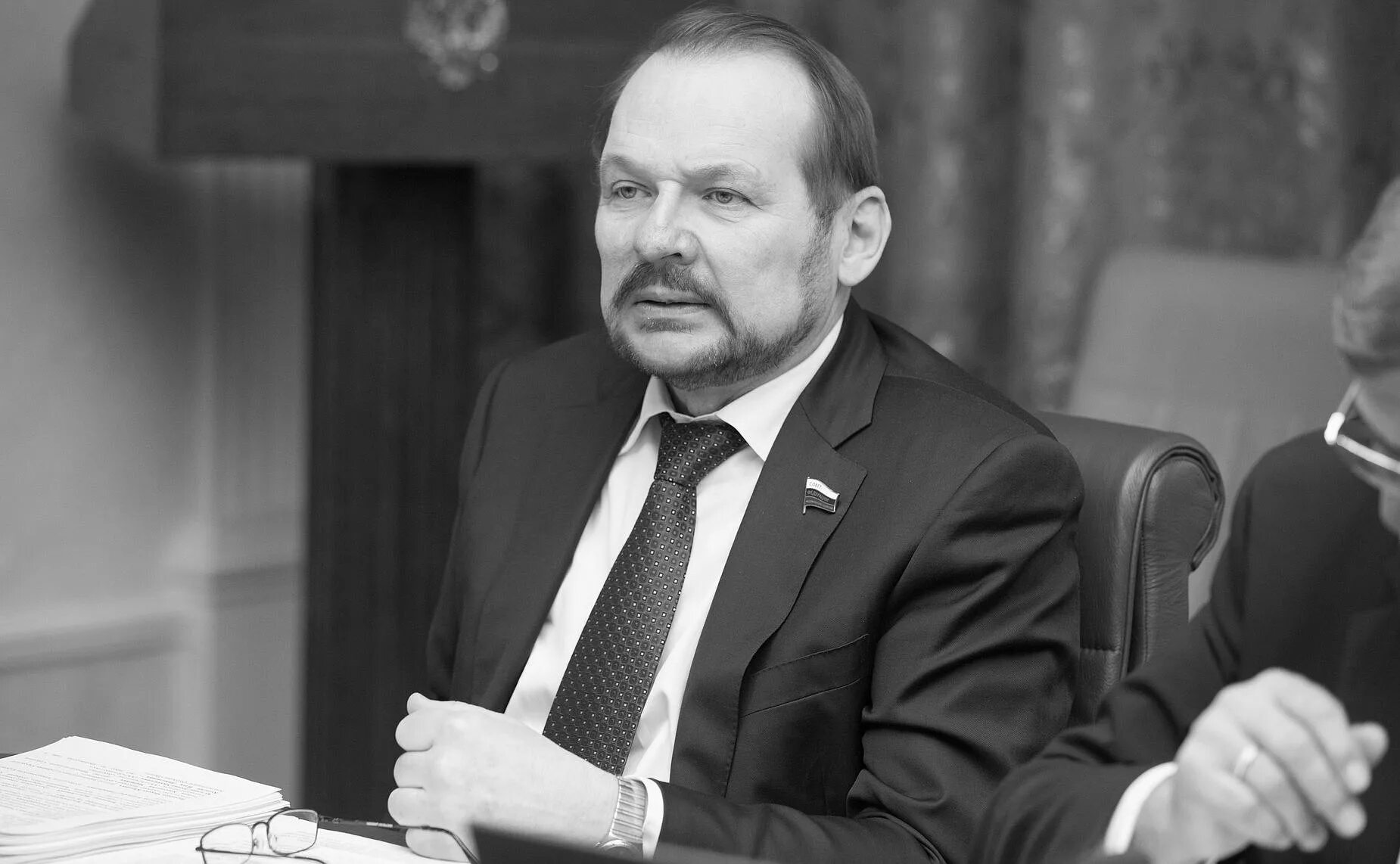 помощник губернатора алтайского края. сенатор алтайского края белоусов. заместитель губернатора алтайского края. белоусов сергей владимирович. сенатор белоусов михаил владимирович.