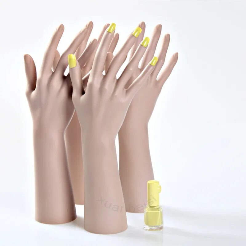 Купить пластиковые руки. Деревянная рука манекен для маникюра. Манекен-рука женская. Манекен руки для маникюра реалистичный. Силиконовая рука для маникюра.