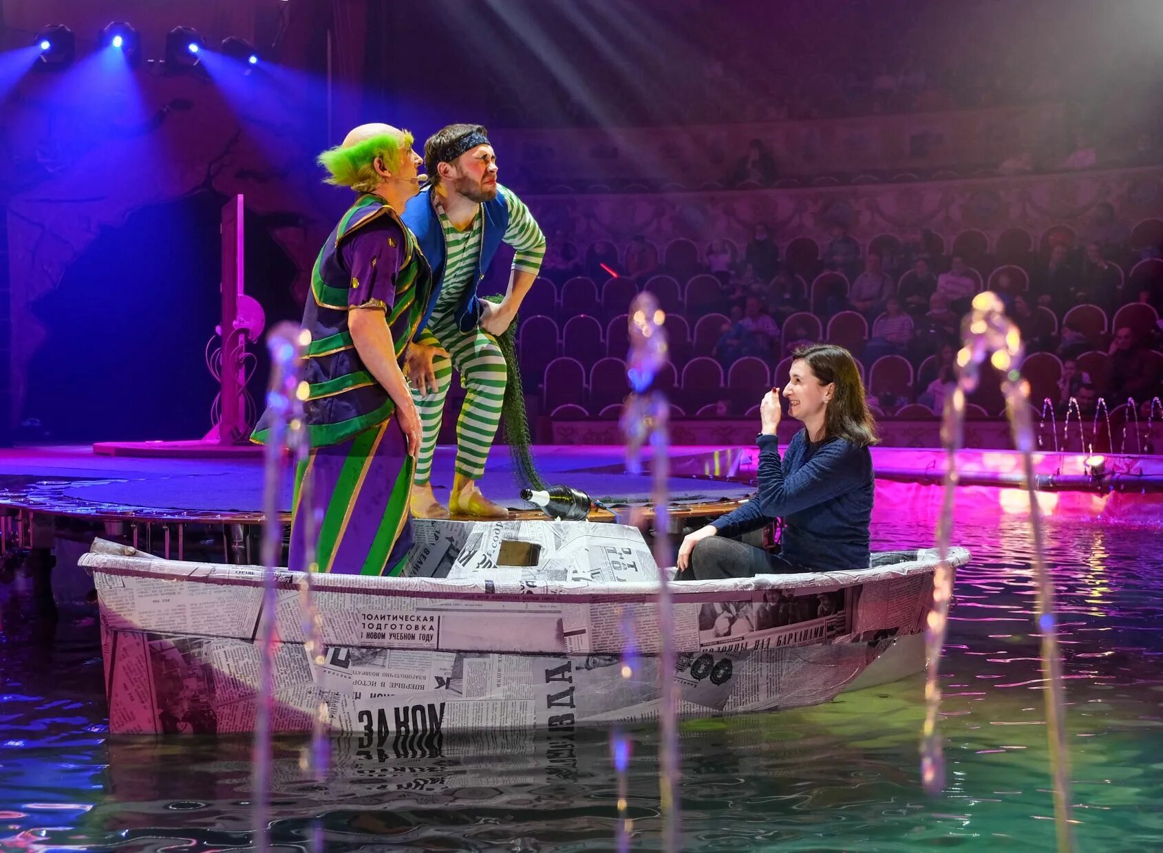 представление одиссея цирк. мюзикл на воде одиссея цирк на фонтанке. цирк одиссей санкт-петербург на фонтанке. одиссея цирк на фонтанке. цирк мюзикл одиссея.