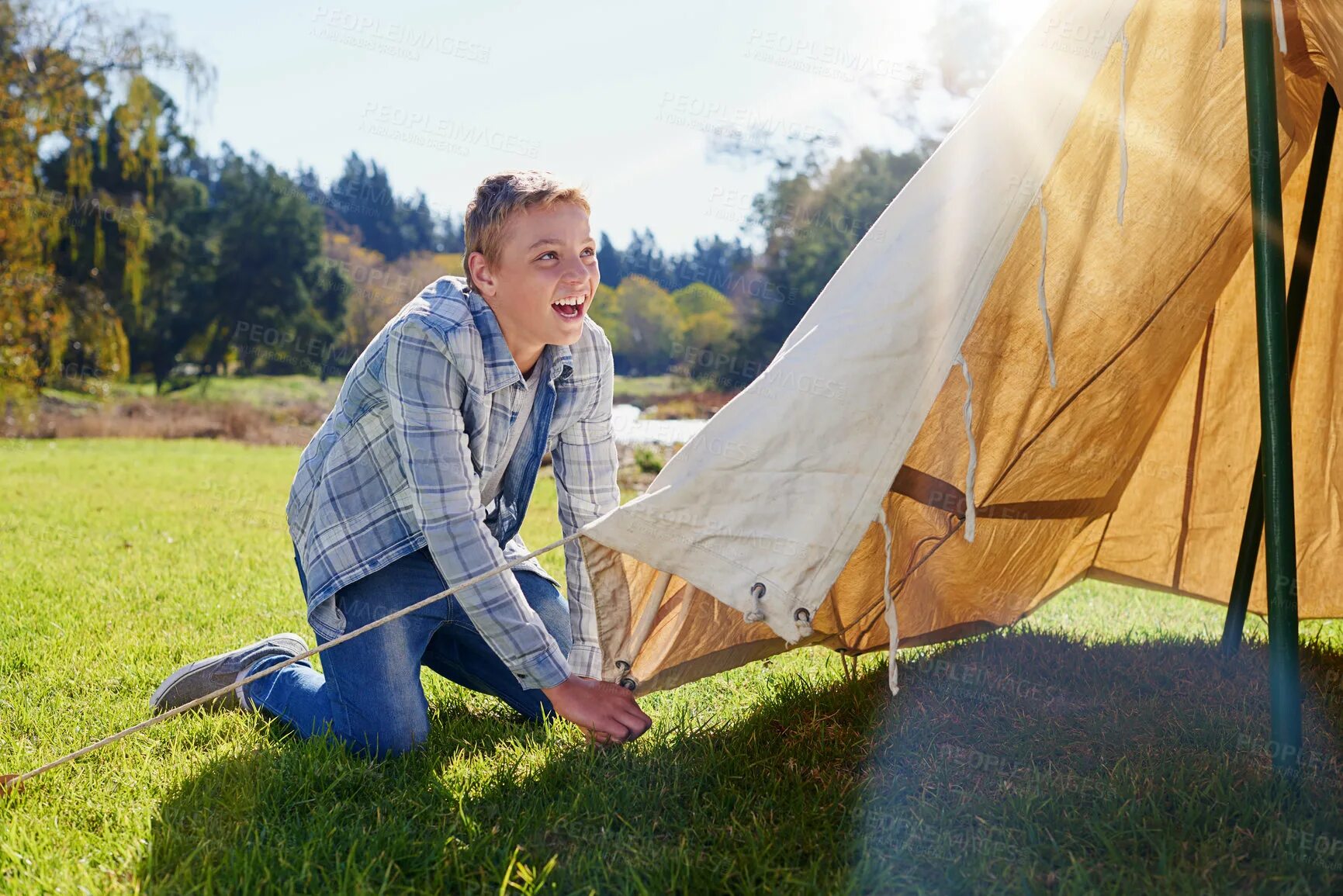 Pitch a Tent. Put up a Tent. Put up a Tent picture.