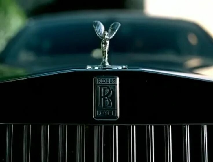 Черный ролс ройс песни. Rolls Royce Phantom 2004. Ключ Роллс Ройс Фантом 2004. Роллс Ройс песня. Чёрный Роллс Ройс песня.