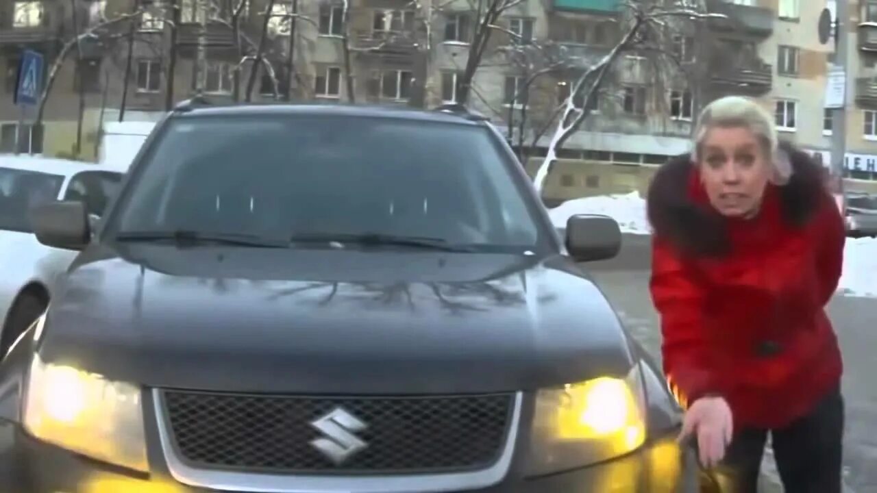 Передача жена за рулем. Жен за рулем видео. Жен за рулем видео. Какая машина подойдет для начинающих водителей девушек. Приколы бабы за рулем 2020.