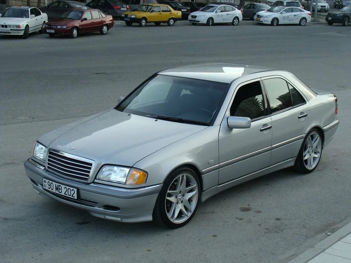 Мерседес 202 кузов купить. Mercedes Benz 202. Mercedes-Benz w202. Mercedes Benz c class w202. Мерседес Бенц 202 кузов.