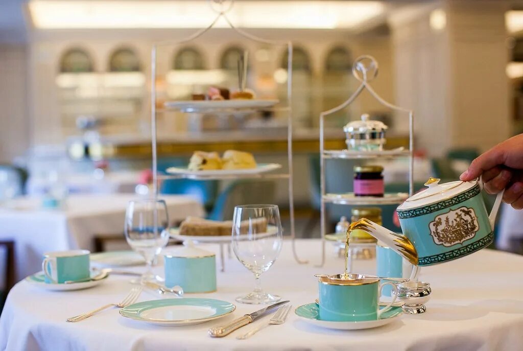 English afternoon. Fortnum and Mason. Fortnum and Mason Tea. Fortnum Mason London. Английский чай Fortnum Mason магазин.