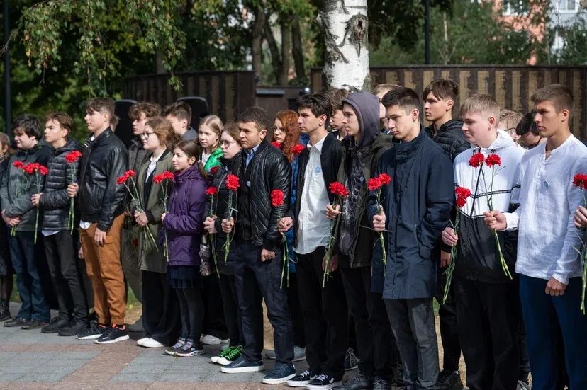 Работа на день в видном. День города Видное 2022. День города Видное. День солидарности в борьбе с терроризмом картинки. Фото второй школы Видное.