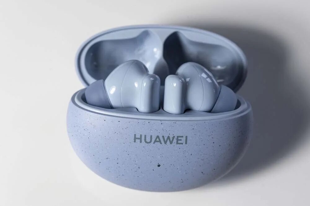 Huawei true wireless pro. Наушники Хуавей freebuds 5i. Huawei freebuds 5. Huawei freebuds 5i наушник. Наушники TWS Huawei freebuds 5.