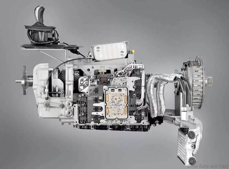 Bmw e60 робот коробка. Ркпп бмв м2. Коэффициент передачи коробки передач. Селектор м5 е60. Селектор бмв.