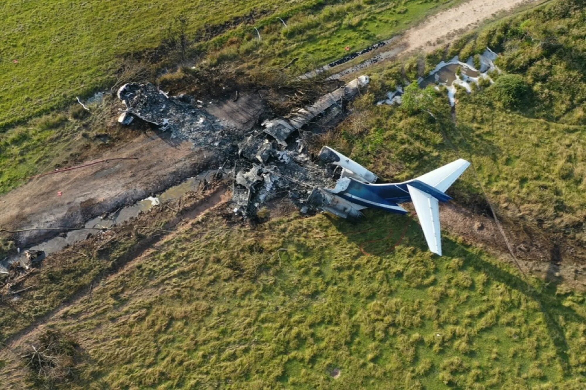 Взлет крушение. Дуглас МД 87 авиакатастрофа. Авиакатастрофа Боинг 737. MCDONNELL Douglas авиакатастрофы. Дуглас 1010 авиакатастрофы.