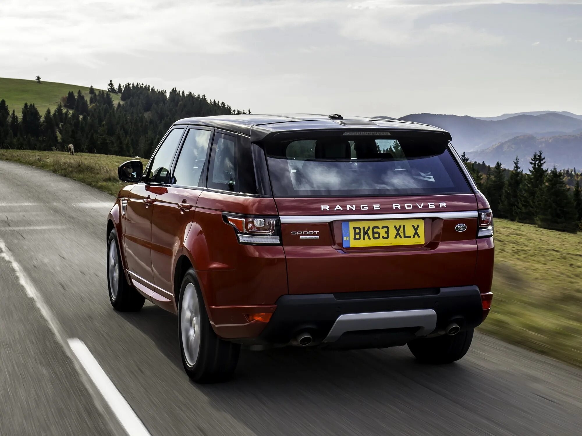 Range rover supercharged vogue 2015. Рендж ровер лошадиные силы. Рендж ровер sva. Рендж ровер 2016. Range rover sport 2 поколение.