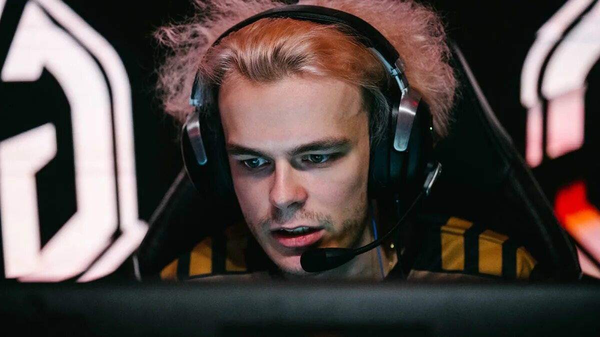 Дота 2. Кристалайз дота 2. Gg dota2. Дота 2 gg фото. Gg dota2.