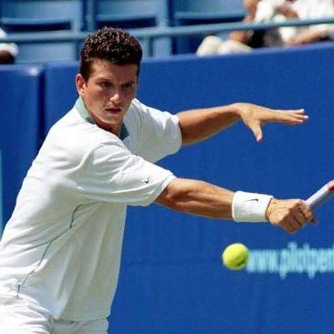 Richard krajicek. Крайчек рам теннис. Теннис. Крайчек теннис. Остин крайчек.