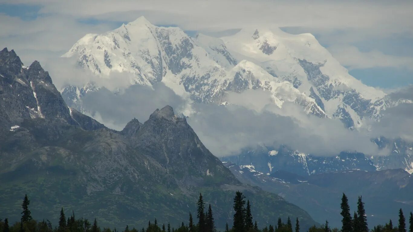 Самые большие горы в северной америке. Аляска гора Денали. Вершина гора Денали Северная Америка. Хантер (гора, Аляска). Вершину Денали на Северной Америке.