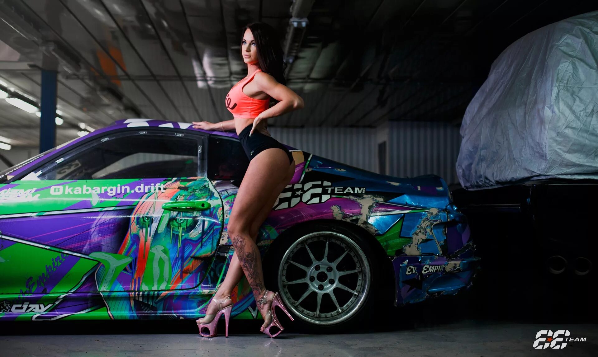 Drift girls. Кабаргин дрифт. Девочки эвил Эмпайр. Девушки в дрифте. Дрифт девочки.