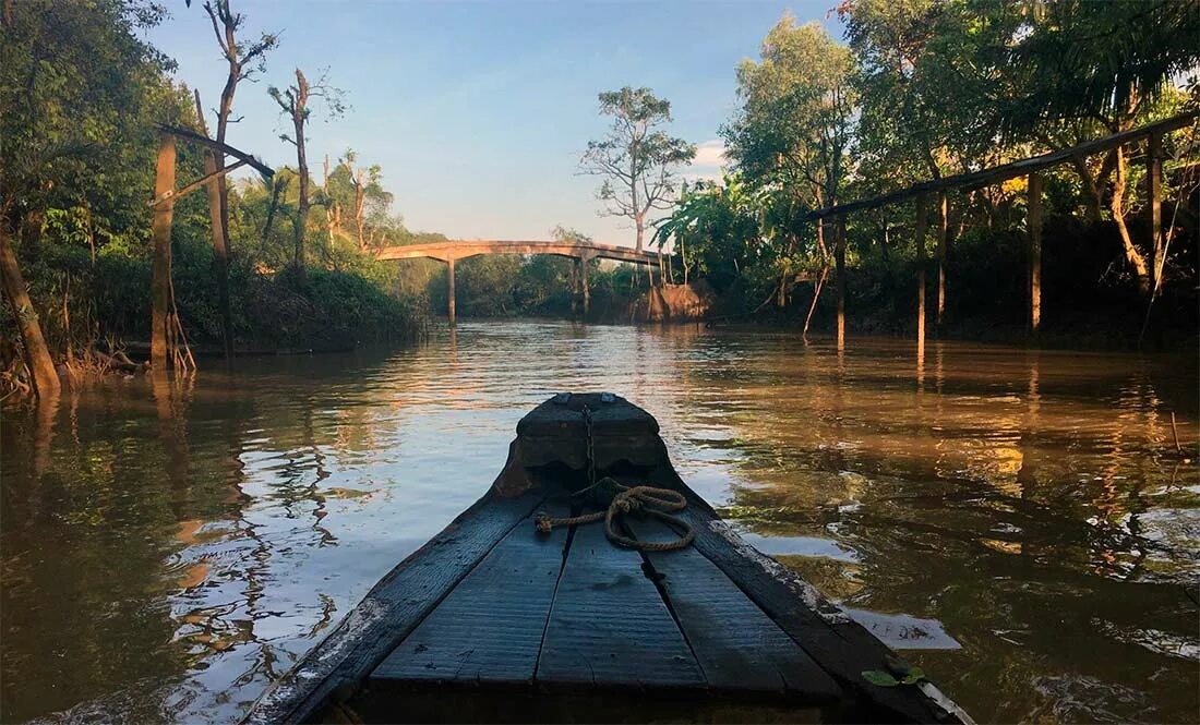 Лаос меконг. Призрак меконга. Река меконг фото. Камбоджа река меконг. Призрак меконга.