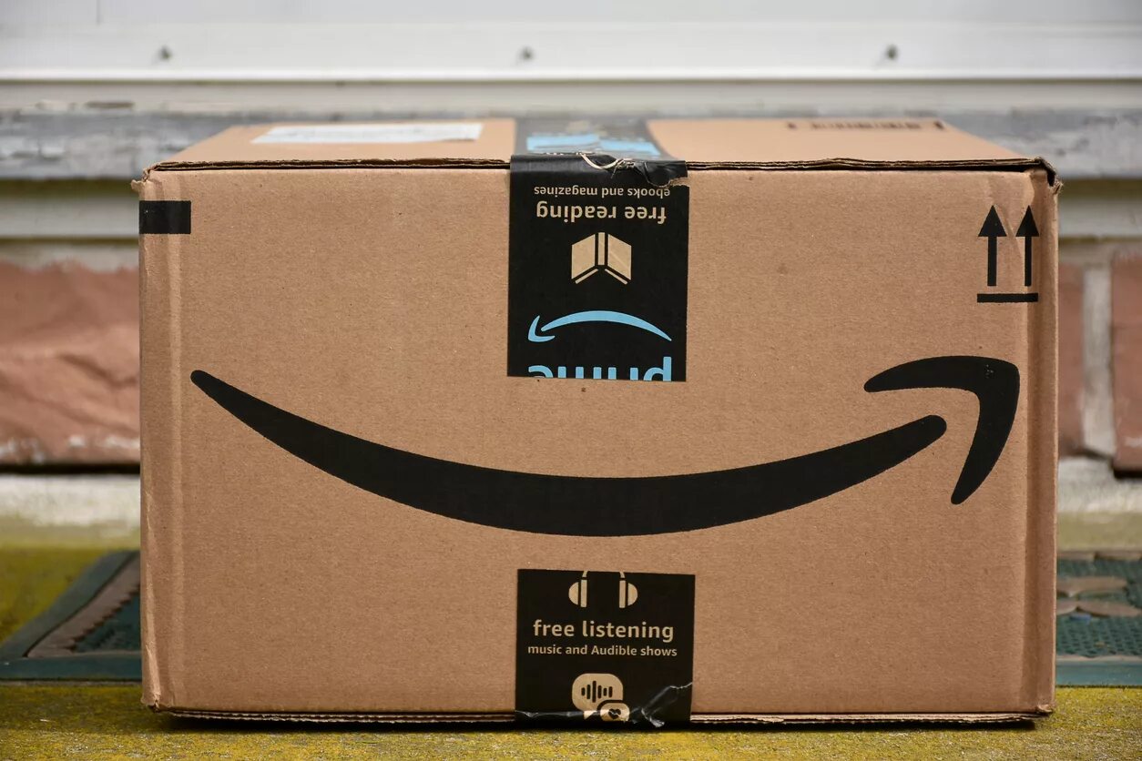 Amazon prime купить. Робот Proteus Amazon. Amazon package. Amazon Prime Unboxing. Amazon Packing.