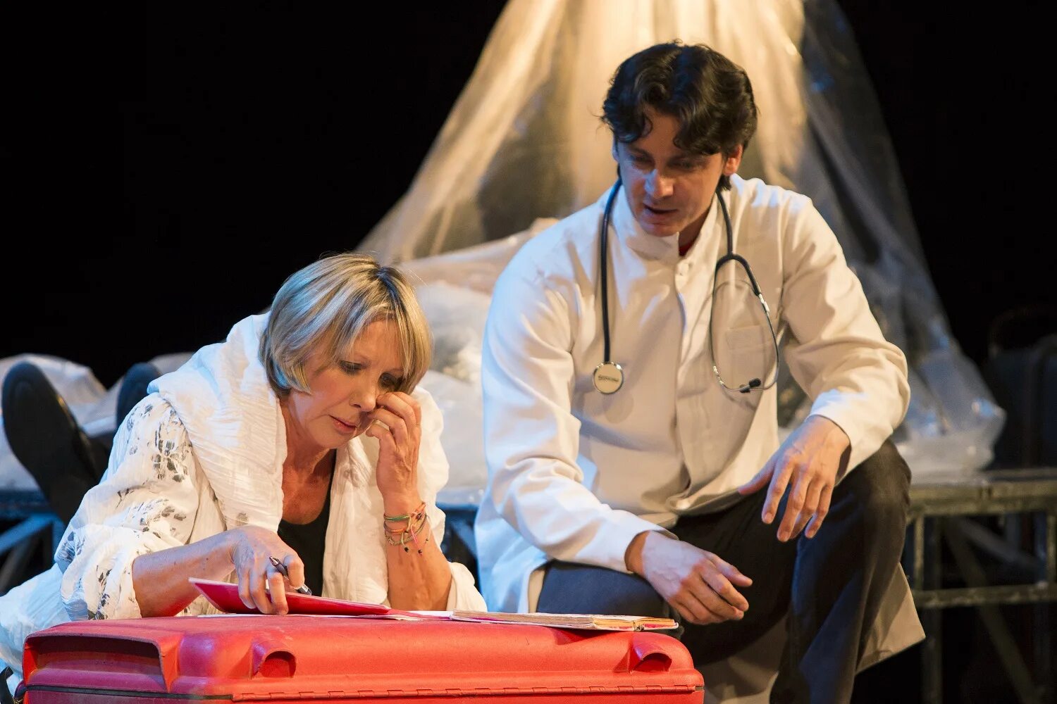 Дядя ваня театр вахтангова маковецкий. Маковецкий театр вахтангова. Дядя ваня театр вахтангова маковецкий. Пигмалион театр современник. Маковецкий спектакли в москве.