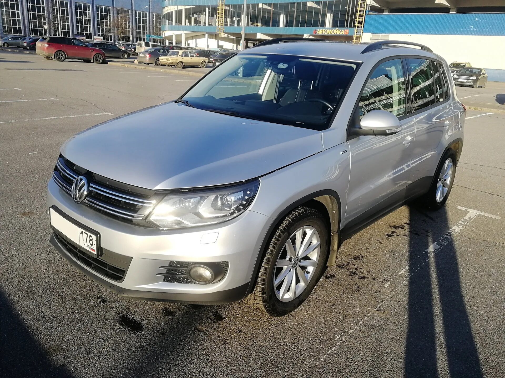 Оцинкованные кузова фольксвагена. Кузов Volkswagen Tiguan. Tiguan 2009 кузов. Тигуан 1 кузов. Фольксваген Тигуан первый кузов.