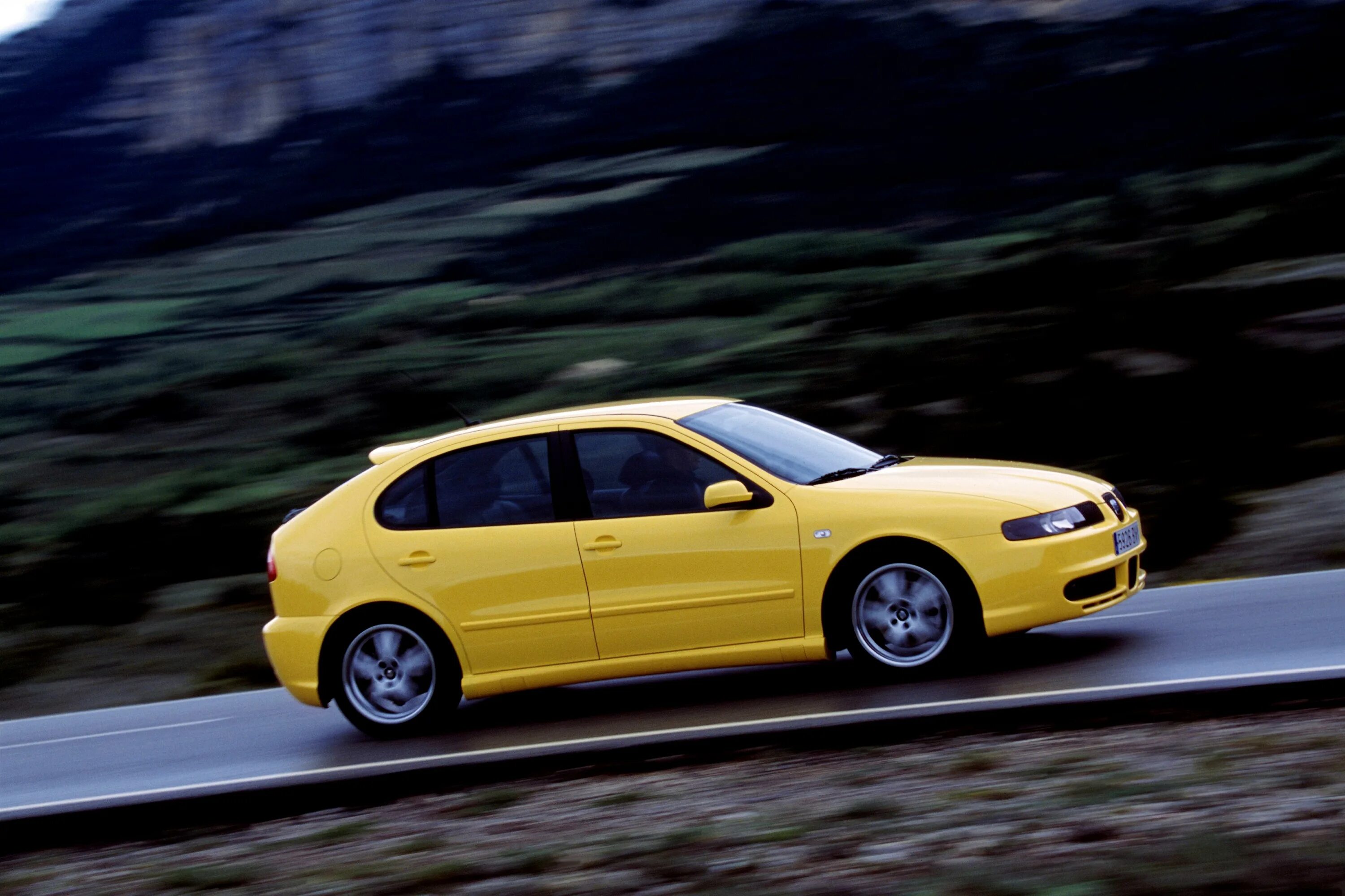 Сеат 2000 года. Сеат купра 2001. Seat Leon 2001. Seat Leon Cupra 2001.