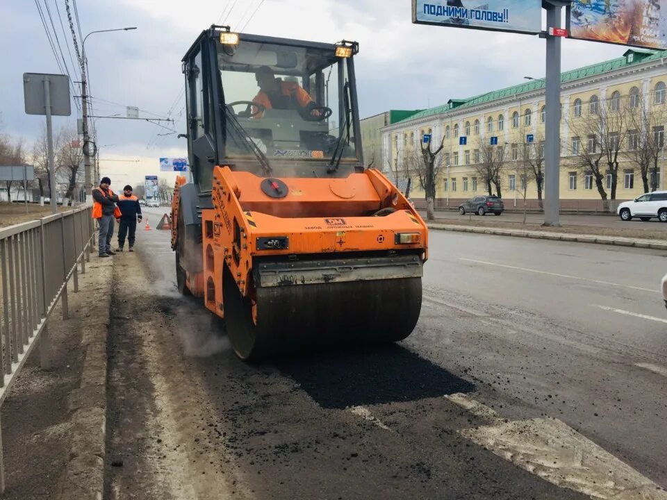 Ремонт дорог Волгоград. Ремонт дороги Волгоград. Ул дорожников 17 Волгоград. Дорожники из Волгограда в Херсоне на Восточном.