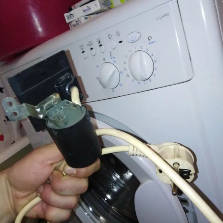 Машинка включается и отключается