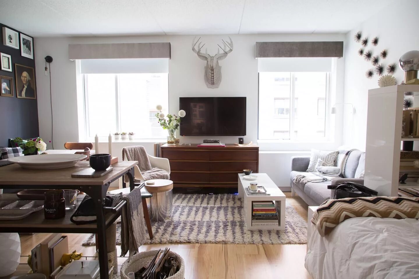 Современный компактный дом. Тини хаус микро дом. House of joy : playful homes and cheerful living. Colorful studio. Идеи как живут.