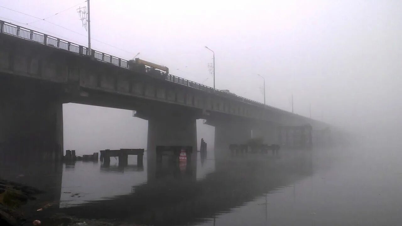 Кузнецкий мост новокузнецк веб камера уровень. Кузнецкий мост Новокузнецк. Старый мост в Новокузнецке. Новокузнецк Старокузнецкий мост. Старый Кузнецкий мост Новокузнецк.