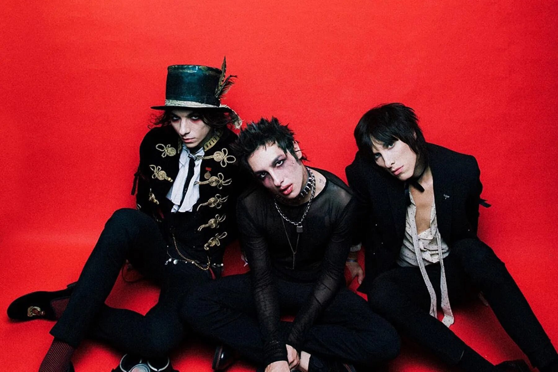 Группа palaye royale. Пале рояль группа. Группа palaye royale участники. Palaye royal. Солист группы palaye royale.