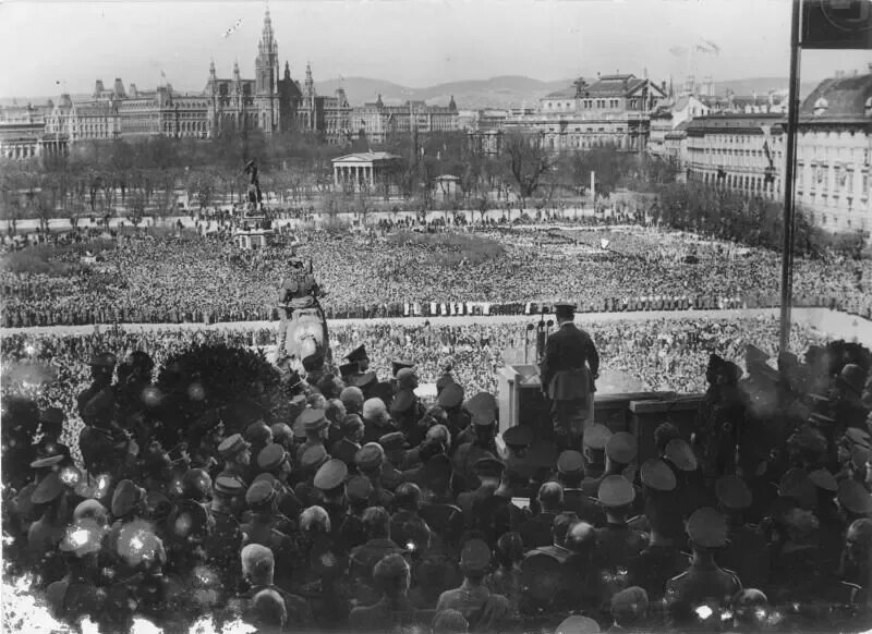 Аншлюс австрии 1938. 1938 год аншлюс. Австрия 1938 год. Март 1938 аншлюс австрии. Захват австрии 1938.